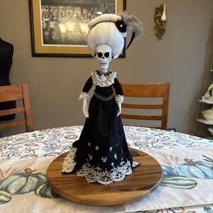 Skeleton Day Of the Dead Halloween Tree Topper Tall Fancy Victorian Lady 18"
